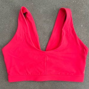 Whitney Simmons x Gymshark V2 Sports Bra